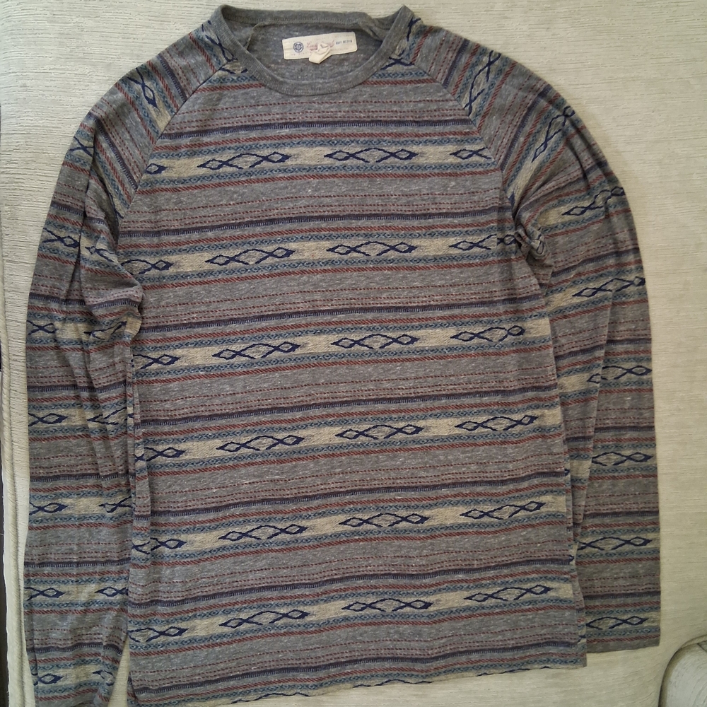 Patterned Long Sleeve Shirt